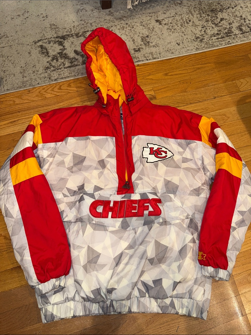 STARTER Red, Yellow & White Kansas City Chiefs Pullover Puffer Jacket